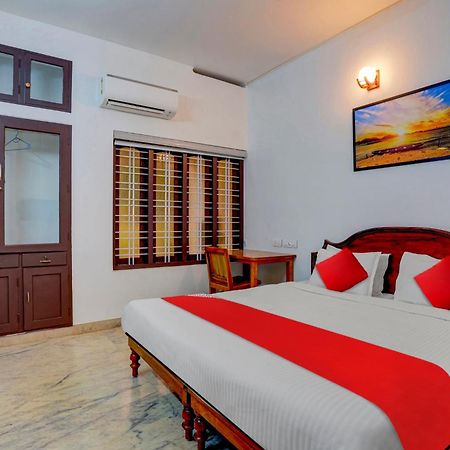 Hotel O Poptavern Heritage Kovalam Exterior photo