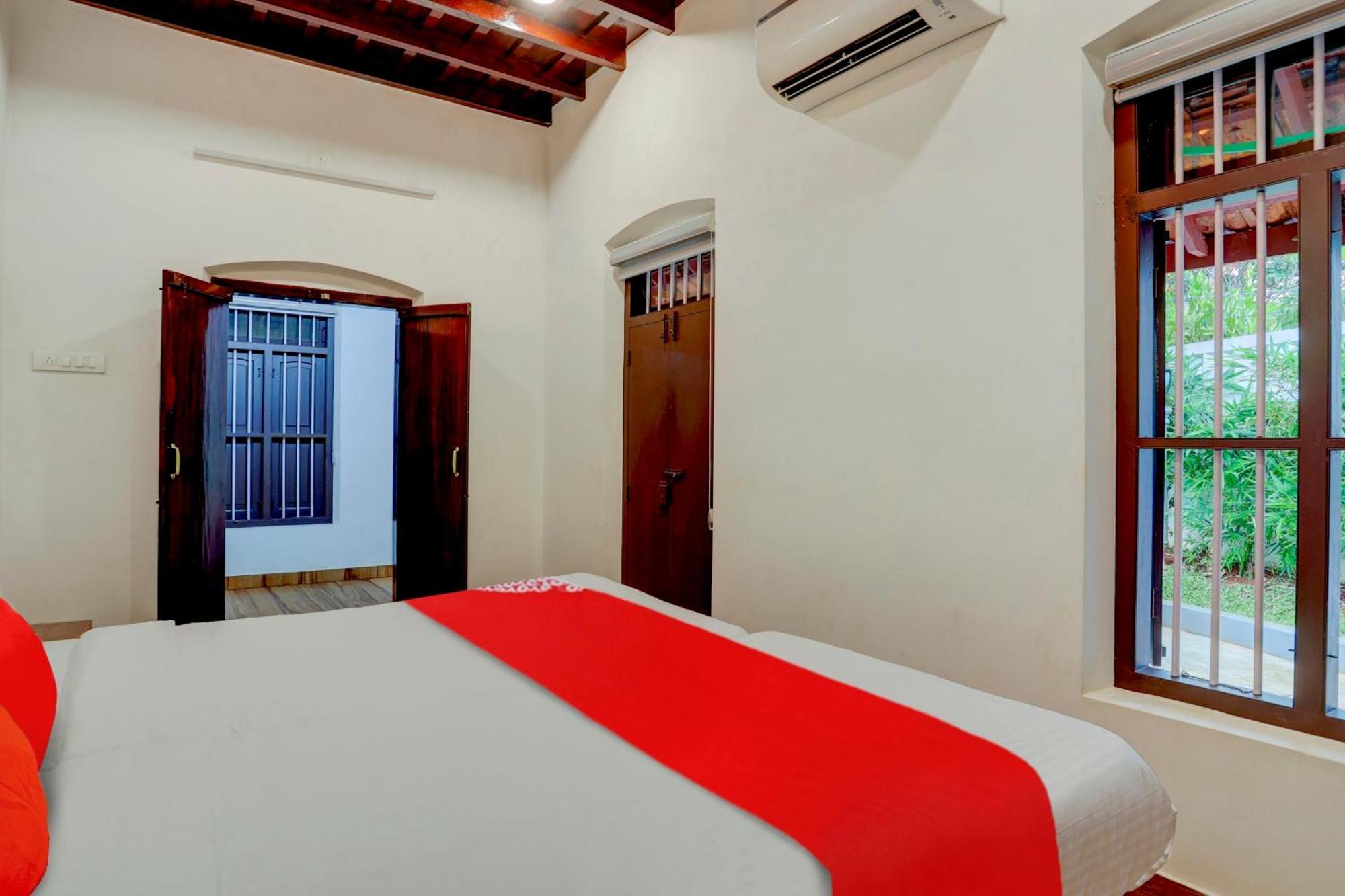 Hotel O Poptavern Heritage Kovalam Exterior photo